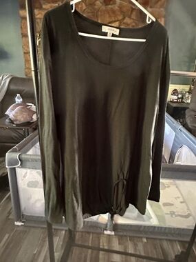 Umgee Black Long Sleeve Scoop Neck Top with Side Tie